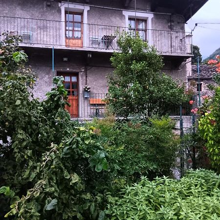Bed and Breakfast La Casa Antica Pont-Saint-Martin Exterior foto